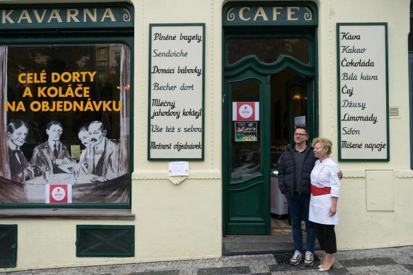 Bild 1 von 30: Im Bild: Café-Konditorei Prag.