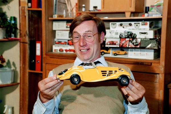 Bild 1 von 3: Im Bild: Roland Düringer (Ing. Breitfuß).