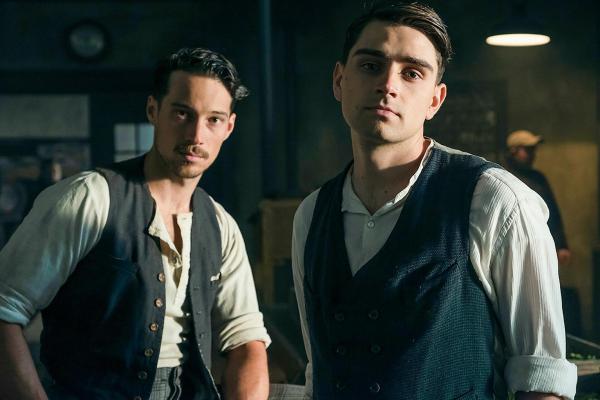 Bild 1 von 11: Im Bild (v.li.): Klaus Steinbacher (Roman Hoflinger), Markus Krojer (Ludwig Hoflinger).