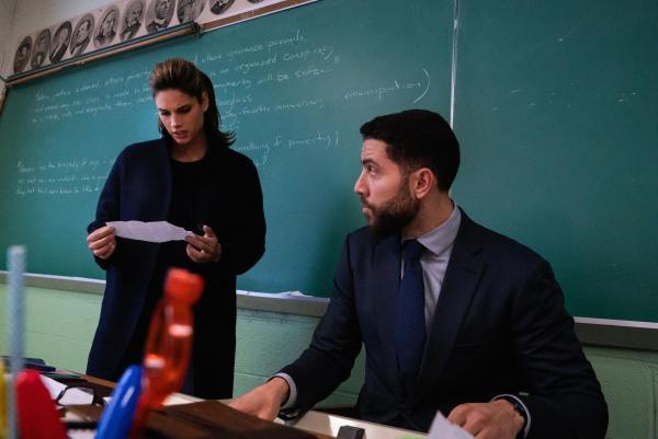 Bild 1 von 16: Special Agent Maggie Bell (Missy Peregrym, l.); Special Agent Omar Adom 'OA' Zidan (Zeeko Zaki, r.)