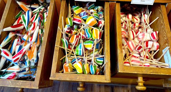 Bild 1 von 5: Bonbons aus Gränna.