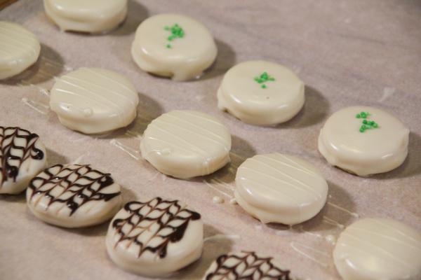 Bild 1 von 4: Mürbteigtaler, Hetzmannsdorf, Weinviertel.