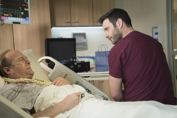 Bild 1 von 14: (l-r) Gregg Henry as Dr. David Downey, Colin Donnell as Dr. Connor Rhodes -- (Photo by: Elizabeth Sisson/NBC)