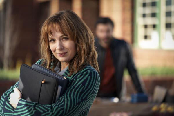 Bild 1 von 5: Lauren (Katherine Parkinson)