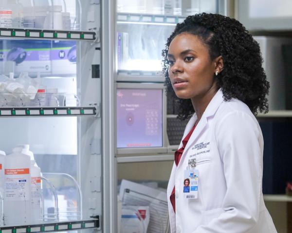 Bild 1 von 44: Im Bild: Summer Brown (Dr. Olivia Jackson).