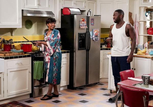 Bild 1 von 18: Tina Butler (Tichina Arnold, l.); Malcolm Butler (Sheaun McKinney, r.)