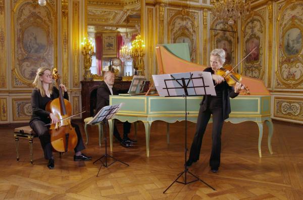 Bild 1 von 3: ?Musik auf Schloss Fontainebleau? lässt die großen Epochen des Schlosses durch symbolträchtige Werke wieder aufleben.