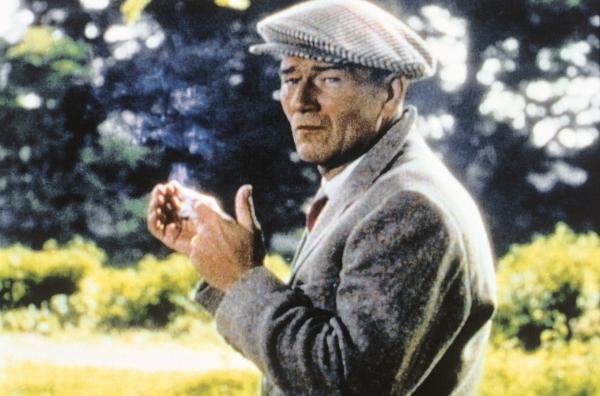 Bild 1 von 2: Sean Thornton (John Wayne) kehrt aus Amerika in seine irische Heimat zurück und verliebt sich auf den ersten Blick in Mary.