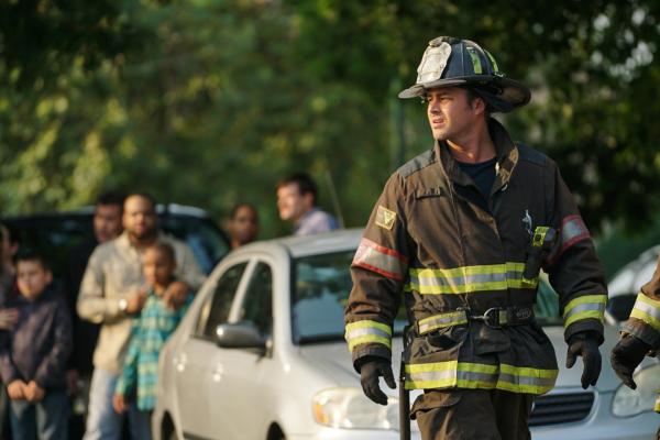 Bild 1 von 5: (l-r) Taylor Kinney as Kelly Severide -- (Photo by: Elizabeth Morris/NBC)