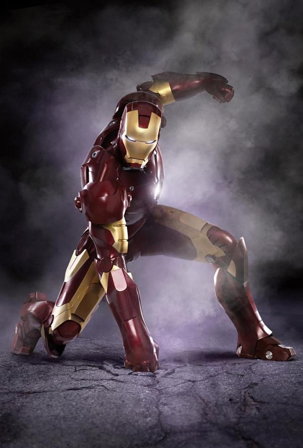 Bild 1 von 15: Will die Menschen beschützen, die er zuvor mit den Waffen seines Unternehmens in Gefahr gebracht hat: Tony Stark alias Iron Man (Robert Downey jr.) ...