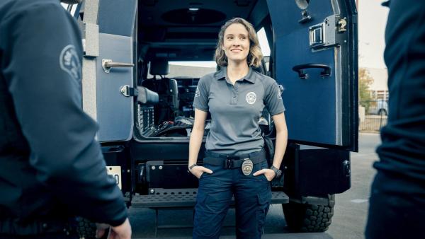 Bild 1 von 18: Im Bild: Norma Kuhling (Nora Fowler).