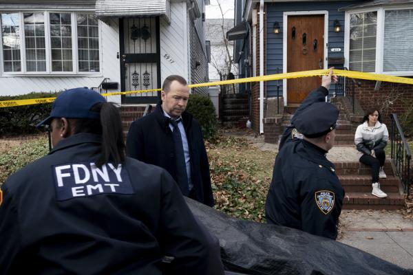 Bild 1 von 13: Danny Reagan (Donnie Wahlberg, l.); Maria Baez (Marisa Ramirez, r.)