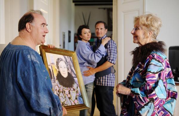 Bild 1 von 31: Im Bild (v.li.): Udo Samel (Albert Wolf), Ursula Strauss (Isabella Wolf), Benno Fürmann (Leopold von Hohensinn), Bibiana Zeller (Gloria von Hohensinn).