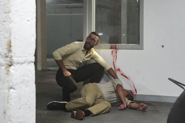 Bild 1 von 7: Special Agent Omar Adom 'OA' Zidan (Zeeko Zaki, l.)