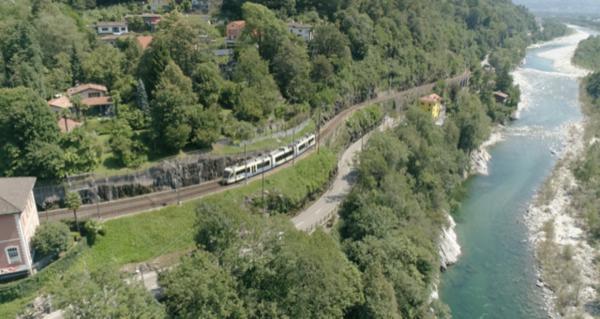 Bild 1 von 2: Im Centovalli Express durch den Süden der Schweiz von Locarno bis nach Domodossola in Italien