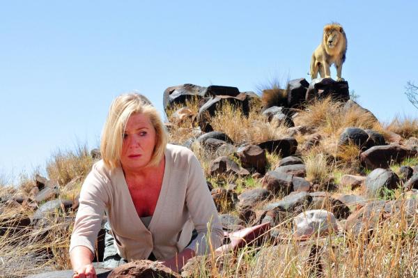 Bild 1 von 16: Im Bild: Jutta Speidel (Eleonore).