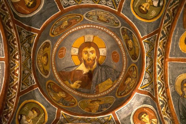 Bild 1 von 4: Fresken aus byzantinischer Zeit schmücken viele der Felsenkirchen im Nationalpark.