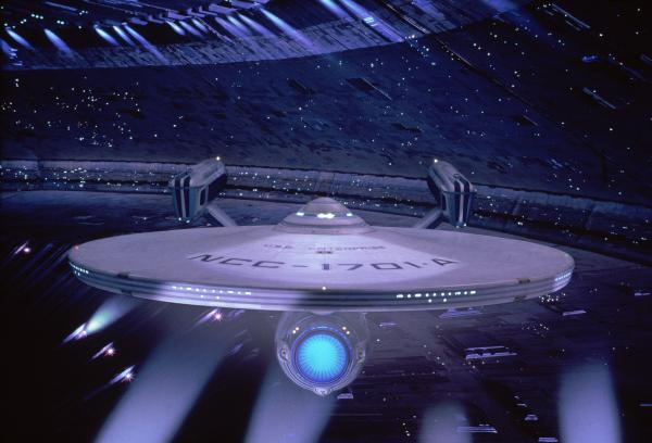 Bild 1 von 8: Ein Hilferuf der Erde erreicht die Enterprise. Ihr Heimatplanet wird von einer Sonde bedroht. ...