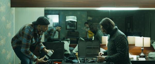 Bild 1 von 5: Chris (Roland Buck III, l.); Dale (Dan Lippert, r.)