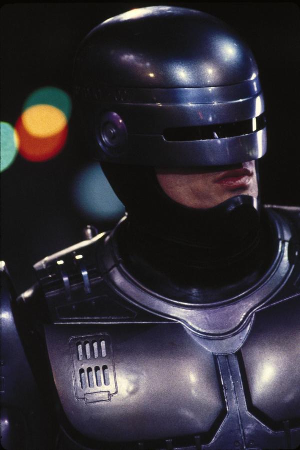 Bild 1 von 8: RoboCop (Peter Weller)