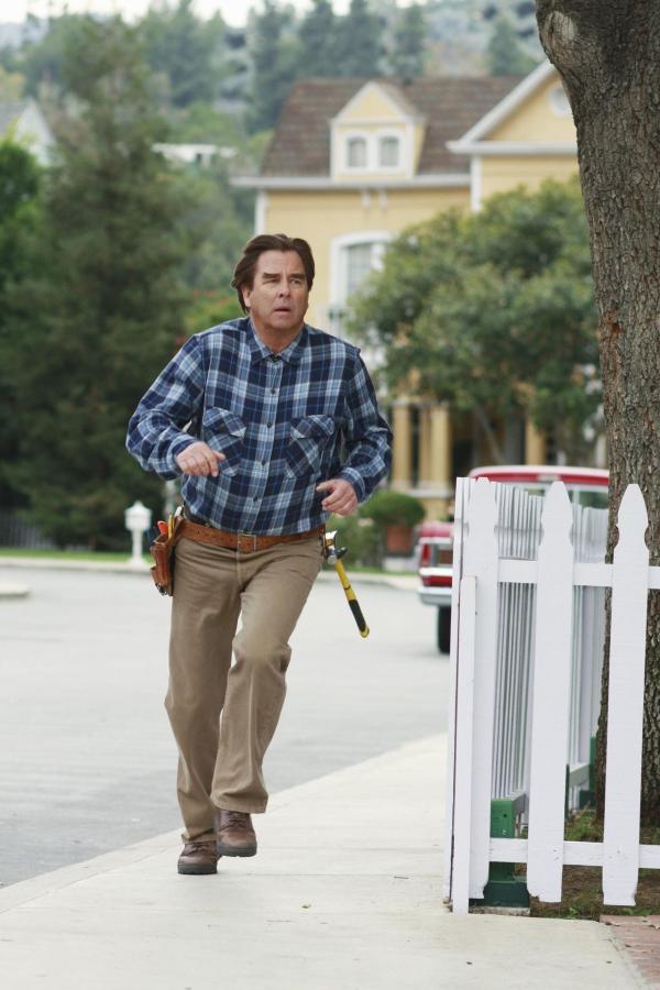 Bild 1 von 34: Überraschend stirbt der beliebte Handwerker der Wisteria Lane, Eli Scruggs (Beau Bridges) ...