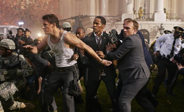 Bild 1 von 9: John Cale (Channing Tatum, l.); Präsident James Sawyer (Jamie Foxx, M.)
