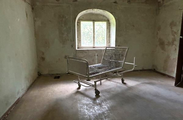 Bild 1 von 8: Zwischen 1945 und 1994 diente das Schloss als Feierabendheim und Pflegeheim.