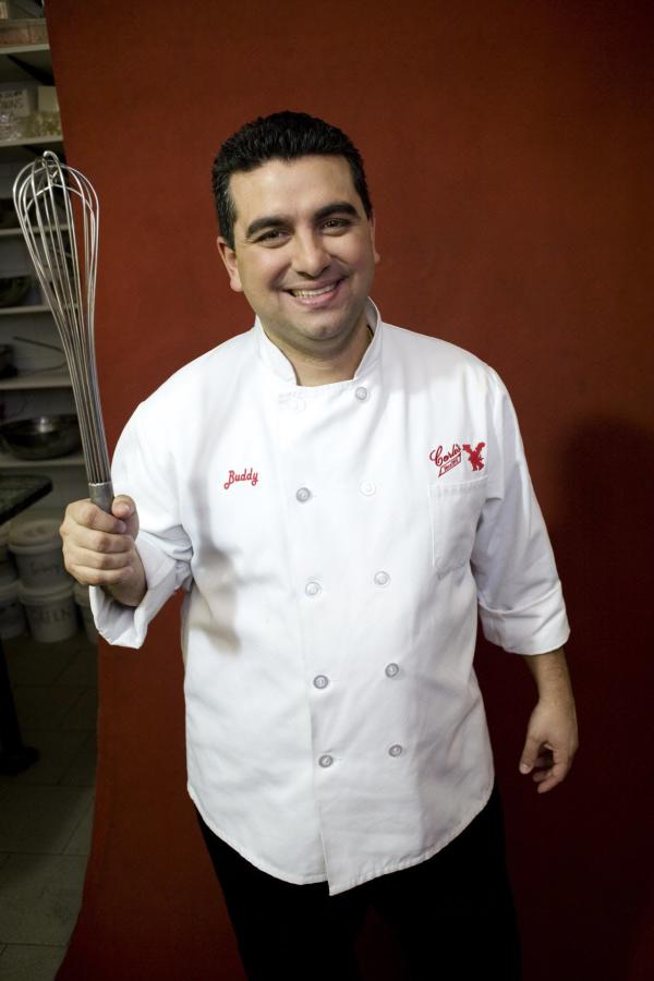 Bild 1 von 6: Buddy Valastro as seen on Cake Boss.