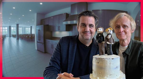 Bild 1 von 2: Butter, Milch, Eier, Zucker... und Comedian Bastian Pastewka. Mehr braucht es nicht für eine gelungene Folge, in der ein Lieblingskomiker und ein Lieblingsmoderator zum Torten-verzieren in einen Topf geworfen werden. Rührende Szenen können nicht versprochen werden, dafür jedoch: Beide, Bastian Pastewka und Pierre M. Krause, machen eine ganz gute Figur.