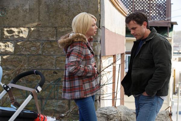 Bild 1 von 7: Randi Chandler (Michelle Williams, l.); Lee Chandler (Casey Affleck, r.)