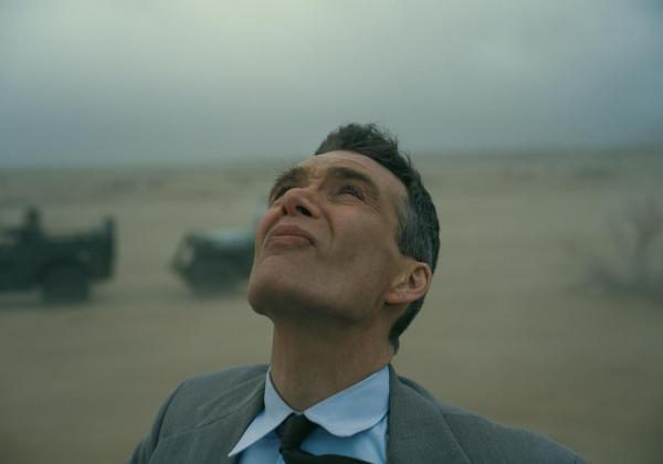 Bild 1 von 33: Im Bild: Cillian Murphy  (J. Robert Oppenheimer).