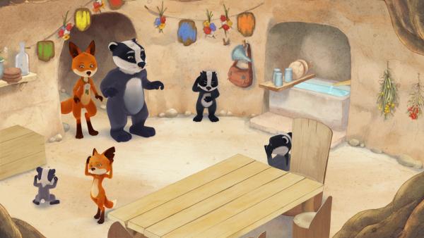 Bild 1 von 3: Margret und Edmund sehen, dass sich alle Kinder dauernd kratzen und ahnen den Grund.