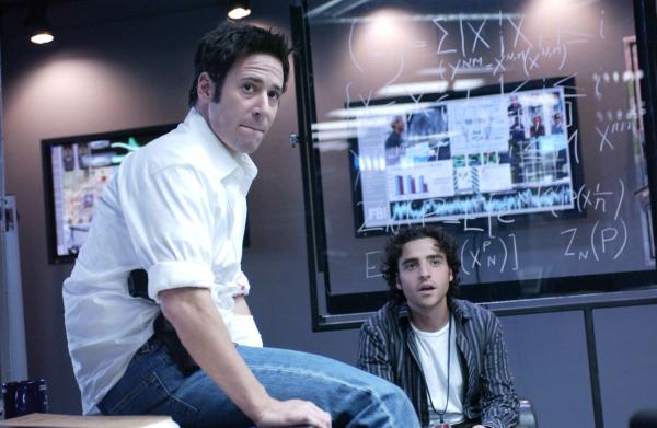 Bild 1 von 8: Rob Morrow (Don Eppes), David Krumholtz (Charlie
