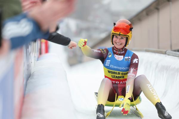 Bild 1 von 2: Terra X History erzählt die Erfolgsgeschichte von DDR-Erfindungen und Produkten, die die Wende überlebt haben - wie die Sportgeräteforschung, von der bis heute vor allem Wintersportler profitieren.