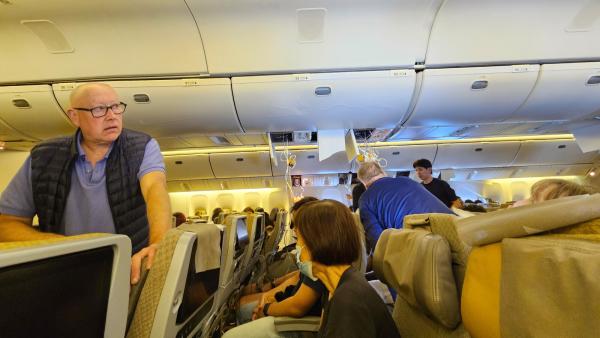 Bild 1 von 2: Aufnahmen von Passagieren und Simulationen sollen zeigen, wie die Luftfahrt auf Turbulenzen reagiert.
