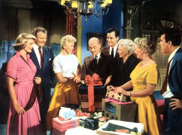 Bild 1 von 5: Im Bild: Doris Day (3.v.li.).