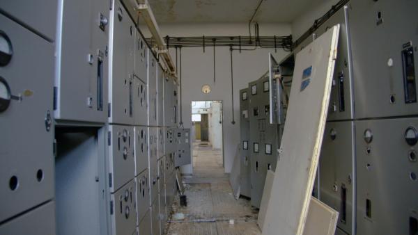 Bild 1 von 3: In der geographischen Mitte des Landes wurde nach dem Zweiten Weltkrieg der höchste Sendemast der Welt errichtet, der die Polen im ganzen Land und die Exil-Gemeinden gleichermaßen erreichen konnte.