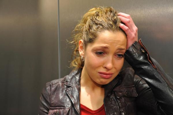 Bild 1 von 23: Ist verzweifelt: Nina (Maria Wedig) ...