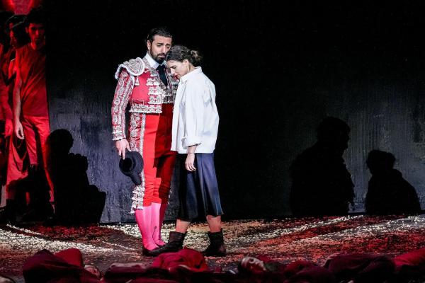 Bild 1 von 46: Im Bild: Asmik Grigorian, Davide Luciano.
