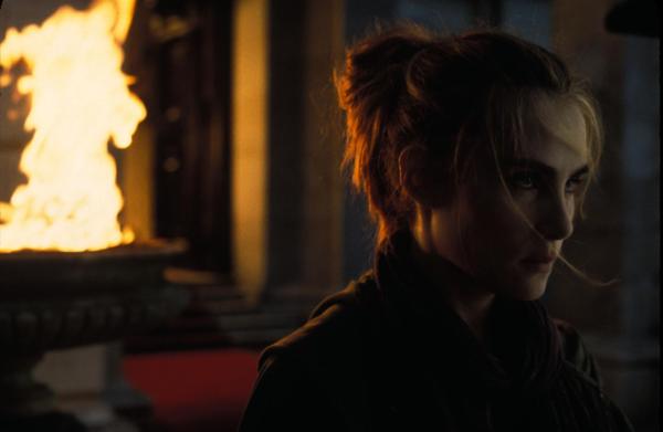 Bild 1 von 12: Das Mädchen (Emmanuelle Seigner)