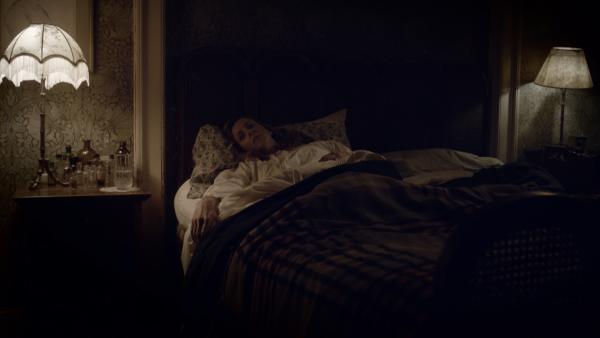 Bild 1 von 2: Eine Obduktion bestätigt, dass Katherine Armstrong, die Ehefrau des Anwalts Herbert R. Armstrong, an einer Arsenvergiftung starb. Aber hat sie das damals weit verbreitete Arsen versehentlich zu sich genommen, Selbstmord begangen, oder wurde sie vergiftet?