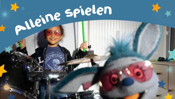 Bild 1 von 5: Luca und Fidi sind in einer Band.© KiKA/Lupalipa Media- Honorarfreie Verwendung gemäß AGB im engen inhaltlichen redaktionellen Zusammenhang mit genannter Sendung bei Nennung \