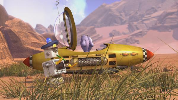 Bild 1 von 8: Bud-D verpasst Eddi einen Strafzettel.