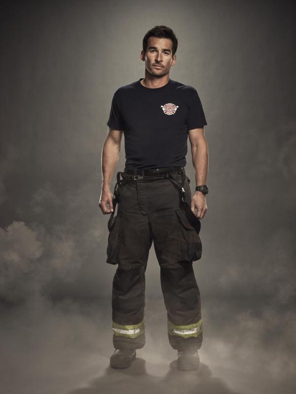 Bild 1 von 20: (4. Staffel) - Travis Montgomery (Jay Hayden)