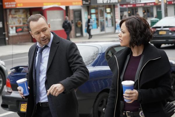 Bild 1 von 14: Danny Reagan (Donnie Wahlberg, l.); Det. Maria Baez (Marisa Ramirez, r.)