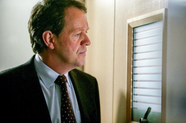 Bild 1 von 12: Im Bild: Kevin Whately (Robert Lewis).