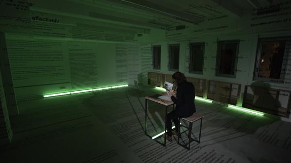 Bild 1 von 6: Ein Jahr lang recherchieren 46 Journalistinnen und Journalisten zu Ewigkeitschemikalien und der Lobbyarbeit der Chemiekonzerne.