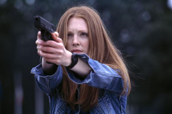 Bild 1 von 9: Die große Karriere beim FBI blieb für Clarice Starling (Julianne Moore) bisher aus, doch auf einmal bekommt sie die Chance, doch noch einen Schritt nach oben auf der Karriereleiter zu machen ...