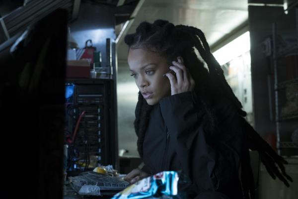 Bild 1 von 10: Nine Ball (Rihanna)