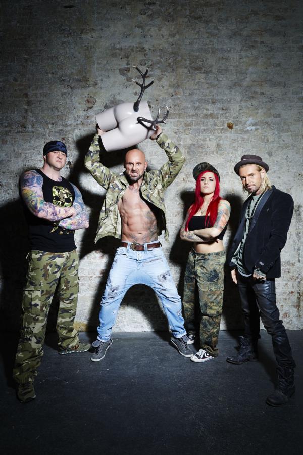 Bild 1 von 9: (1. Staffel) - Sagen den Tattoo-Sünden den Kampf an: (v.l.n.r.) Randy Engelhard, Bertram \